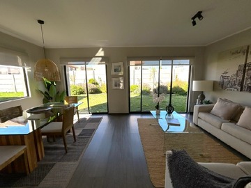 Venta / Casa / Lampa