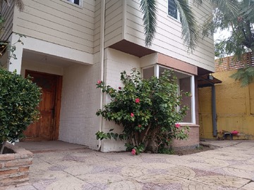 Venta / Casa / Lampa