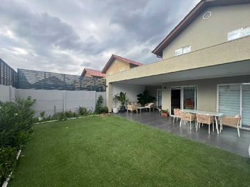 Venta / Casa / Lampa