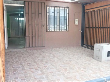 Venta / Casa / Lampa