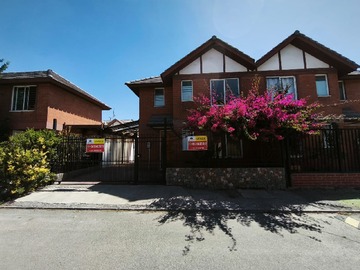 Venta / Casa / Lampa