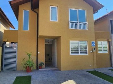 Venta / Casa / Lampa
