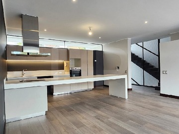 Venta / Casa / Las Condes