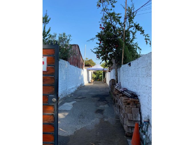 Espaciosa Casa en L, de Dos pisos