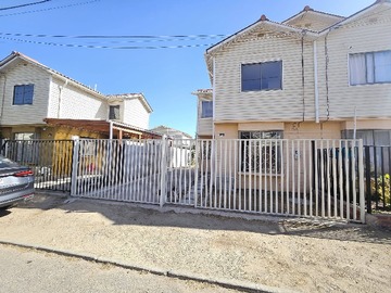 Venta / Casa / Limache