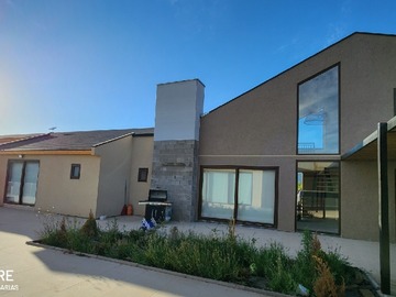 Venta / Casa / Limache