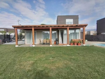 Venta / Casa / Limache