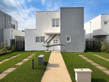 Venta / Casa / Limache