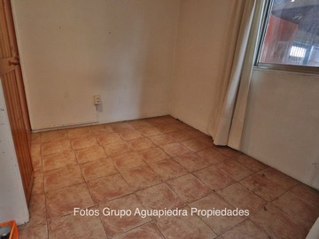 Piso 1: Servicio dormitorio y baño