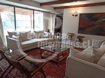 Venta / Casa / Lo Barnechea