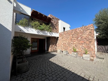 Venta / Casa / Lo Barnechea