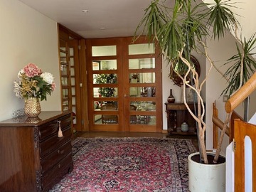 Hall acceso contra vista