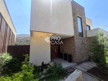 Venta / Casa / Lo Barnechea