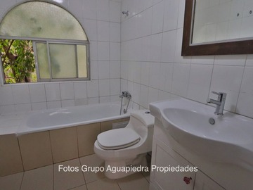 Piso 2: Baño Compartido