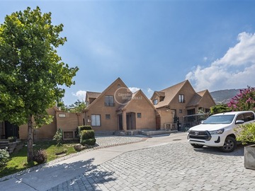 Venta / Casa / Lo Barnechea