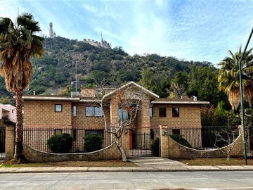 Venta / Casa / Lo Barnechea