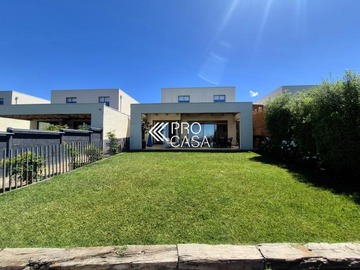 Venta / Casa / Lo Barnechea