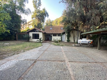 Venta / Casa / Lo Barnechea