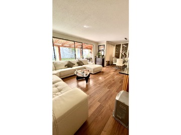 Venta / Casa / Lo Barnechea