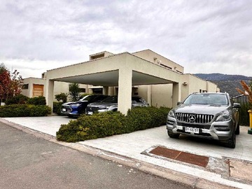 Venta / Casa / Lo Barnechea