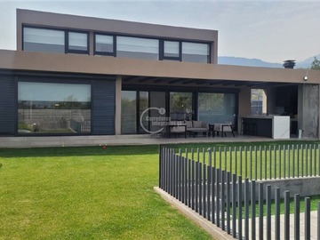 Venta / Casa / Lo Barnechea