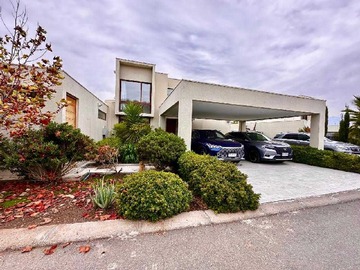 Venta / Casa / Lo Barnechea