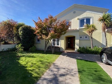 Venta / Casa / Lo Barnechea
