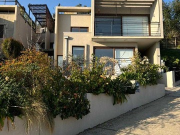 Venta / Casa / Lo Barnechea