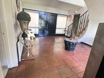 Venta / Casa / Lo Barnechea