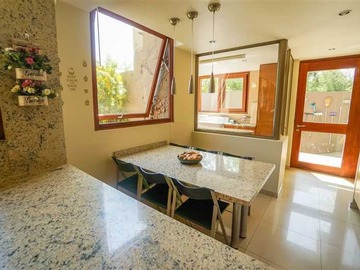 Venta / Casa / Lo Barnechea