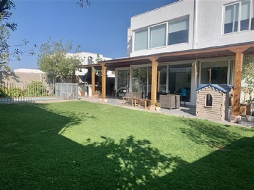 Venta / Casa / Lo Barnechea