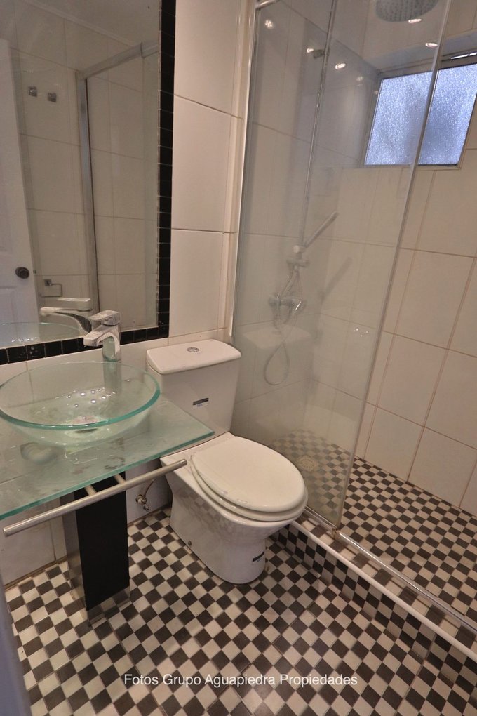Piso 1: Baño en suite Dormitorio 2