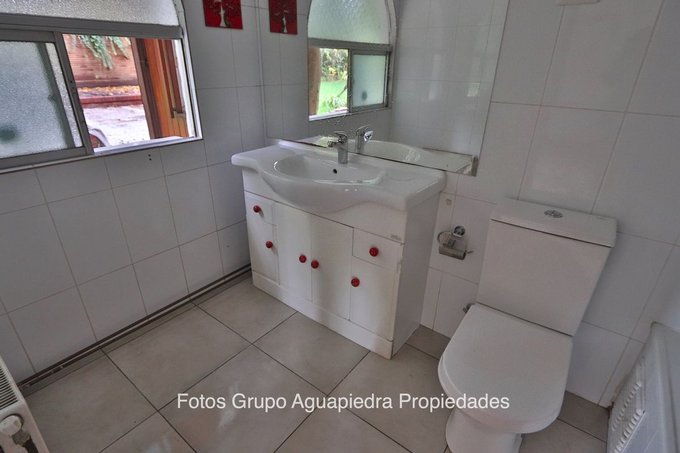 Piso 1: Baño en Suite del Dormitorio Principal