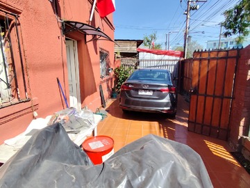 Antejardin estacionamiento