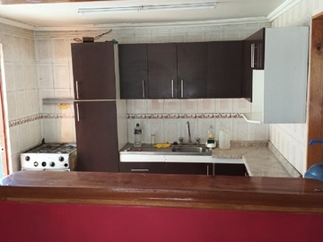 Cocina desde el comedor