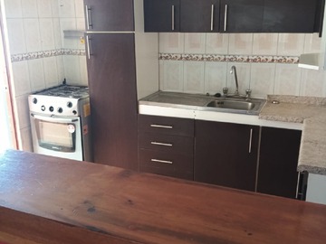 Cocina desde el comedor