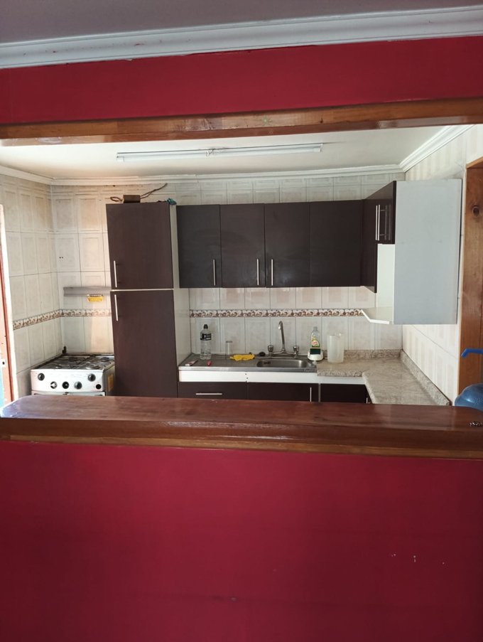 Cocina desde el comedor