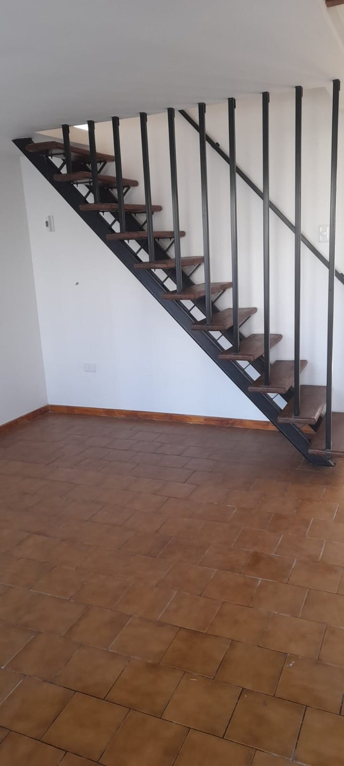 living 5x4 m aprox