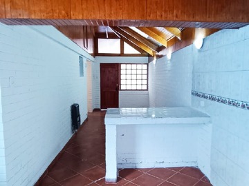 AMPLIA COCINA COMEDOR DE DIARIO