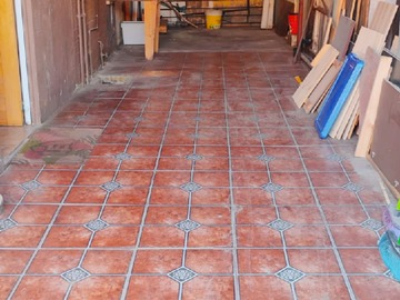 Patio con estacionamiento