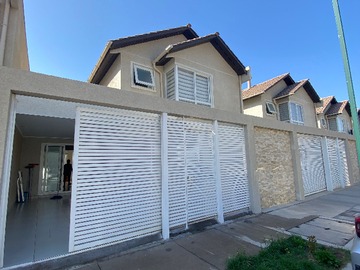 Venta / Casa / Maipú