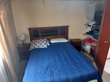 Dormitorio 1: Para cama grande y otros muebles