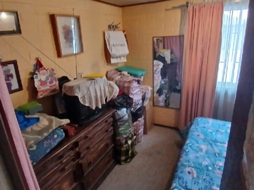 Dormitorio 2: Para cama grande y otros muebles