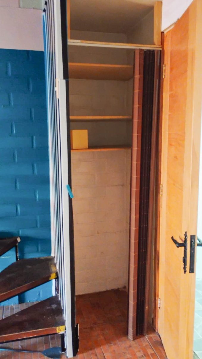 Comedor y acceso al 2do piso