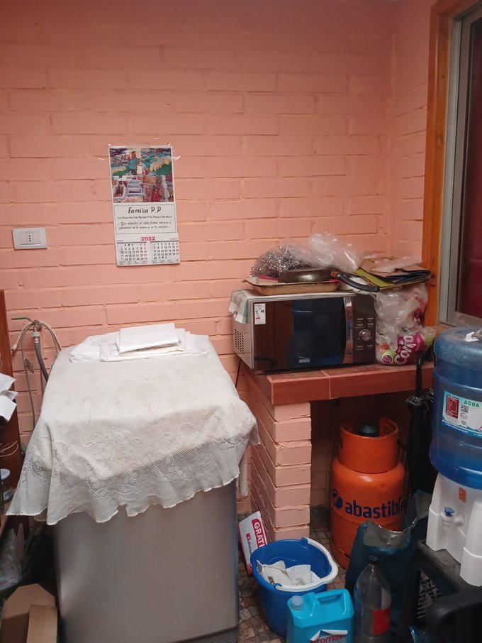 Logia iinterior: Espacio para lavadora y otros muebles