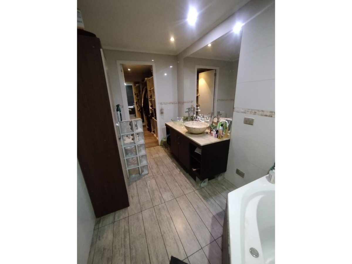 Baño con Jacuzzi