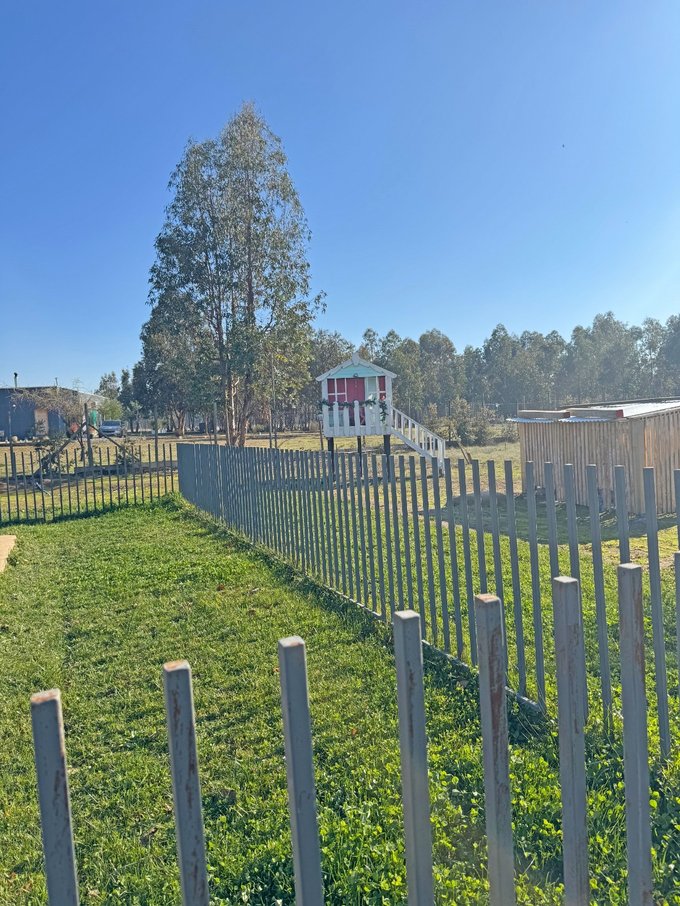 Costado de piscina