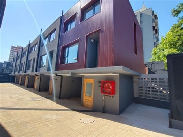 Venta / Casa / Ñuñoa