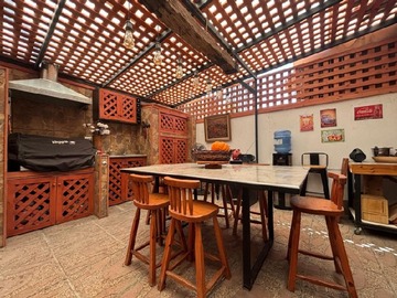 Venta / Casa / Ñuñoa