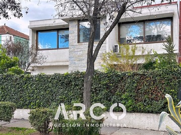 Venta / Casa / Ñuñoa